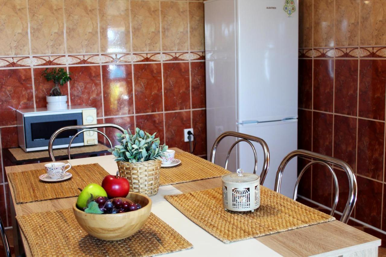 Collosal Apartment With Garden Бухарест Экстерьер фото